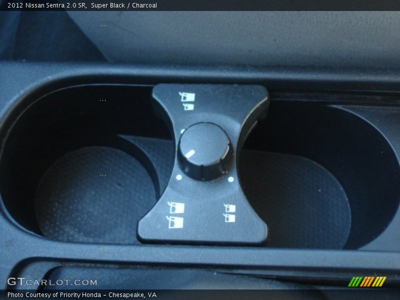 Super Black / Charcoal 2012 Nissan Sentra 2.0 SR