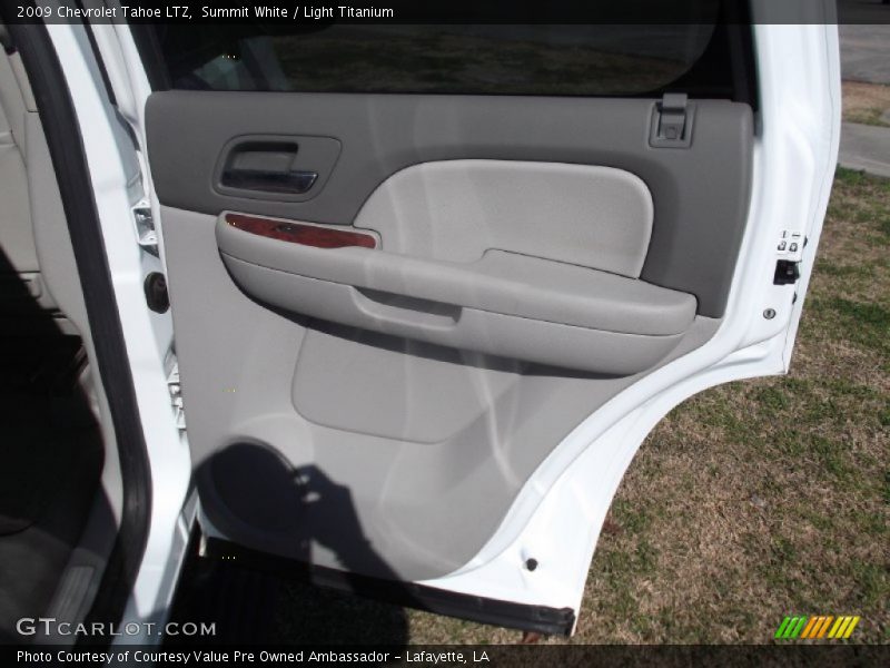 Summit White / Light Titanium 2009 Chevrolet Tahoe LTZ