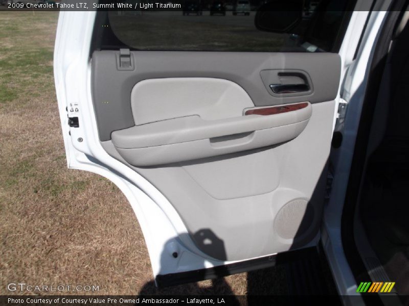 Summit White / Light Titanium 2009 Chevrolet Tahoe LTZ