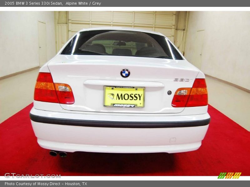 Alpine White / Grey 2005 BMW 3 Series 330i Sedan