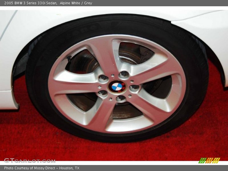 Alpine White / Grey 2005 BMW 3 Series 330i Sedan