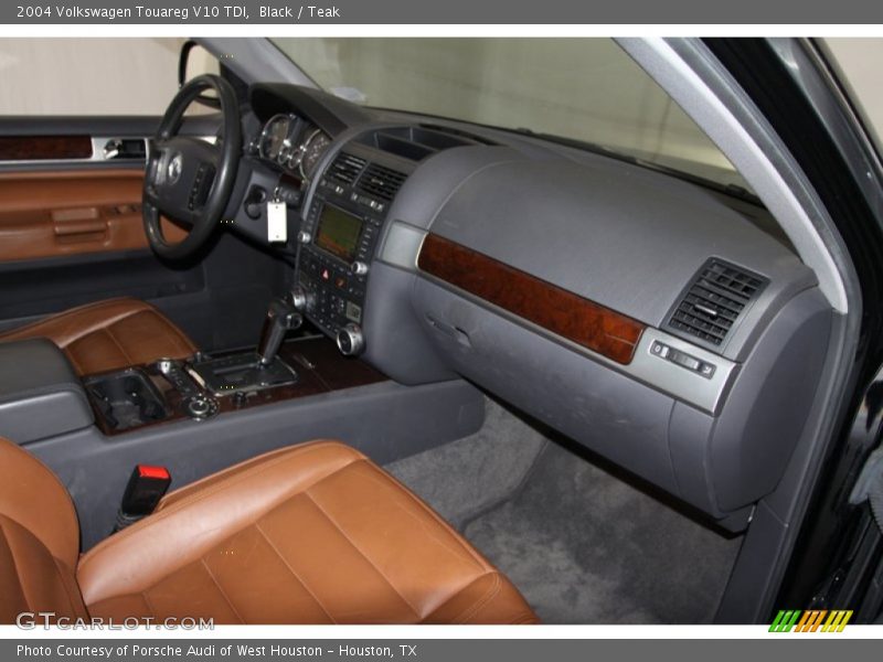Dashboard of 2004 Touareg V10 TDI