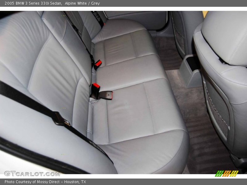 Alpine White / Grey 2005 BMW 3 Series 330i Sedan