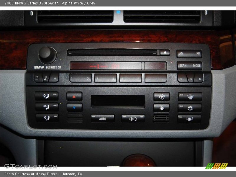 Alpine White / Grey 2005 BMW 3 Series 330i Sedan