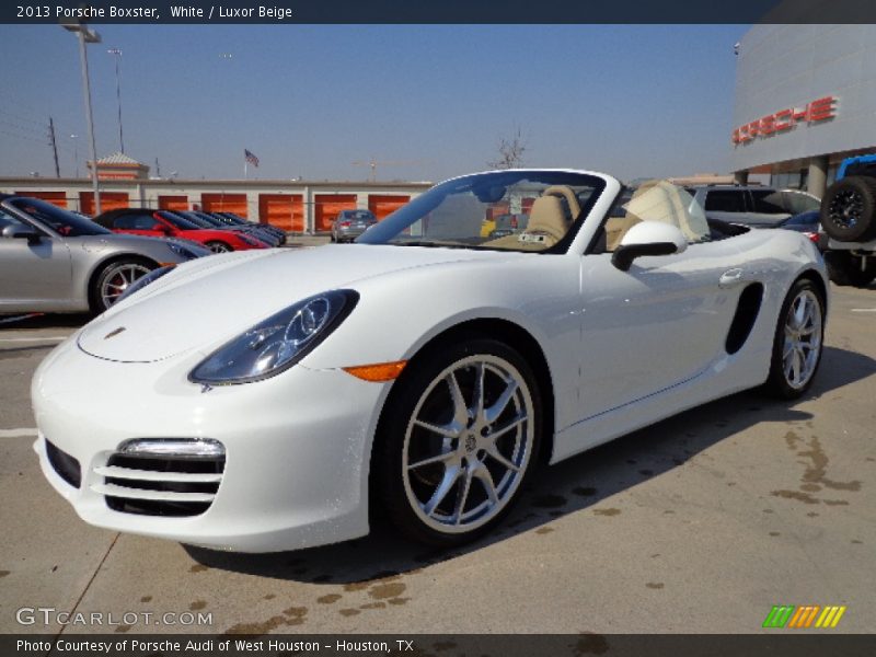 Front 3/4 View of 2013 Boxster 