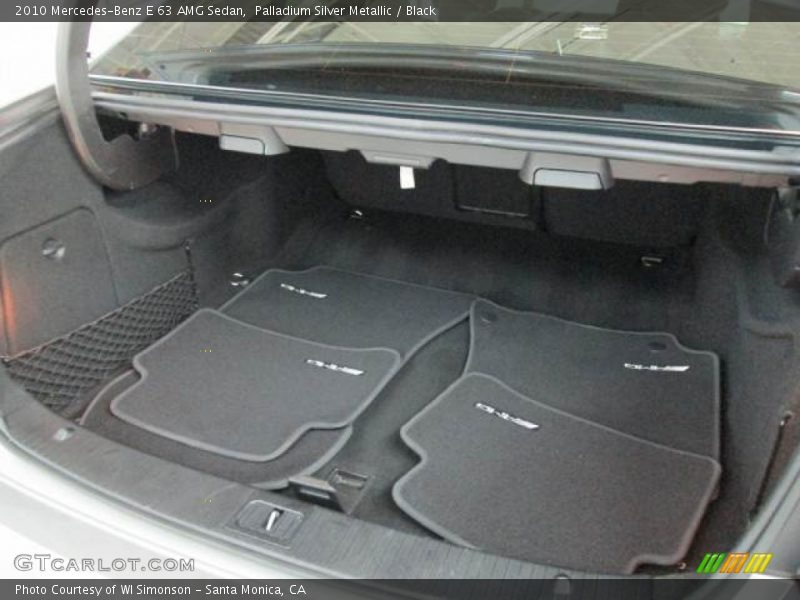  2010 E 63 AMG Sedan Trunk
