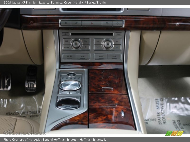 Botanical Green Metallic / Barley/Truffle 2009 Jaguar XF Premium Luxury