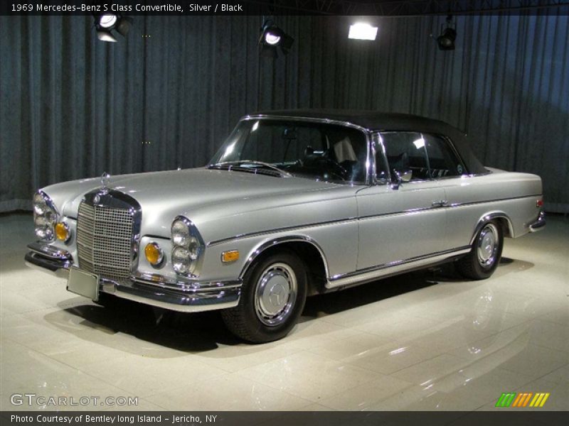 Silver / Black 1969 Mercedes-Benz S Class Convertible