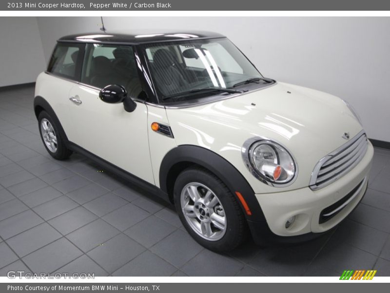 Pepper White / Carbon Black 2013 Mini Cooper Hardtop