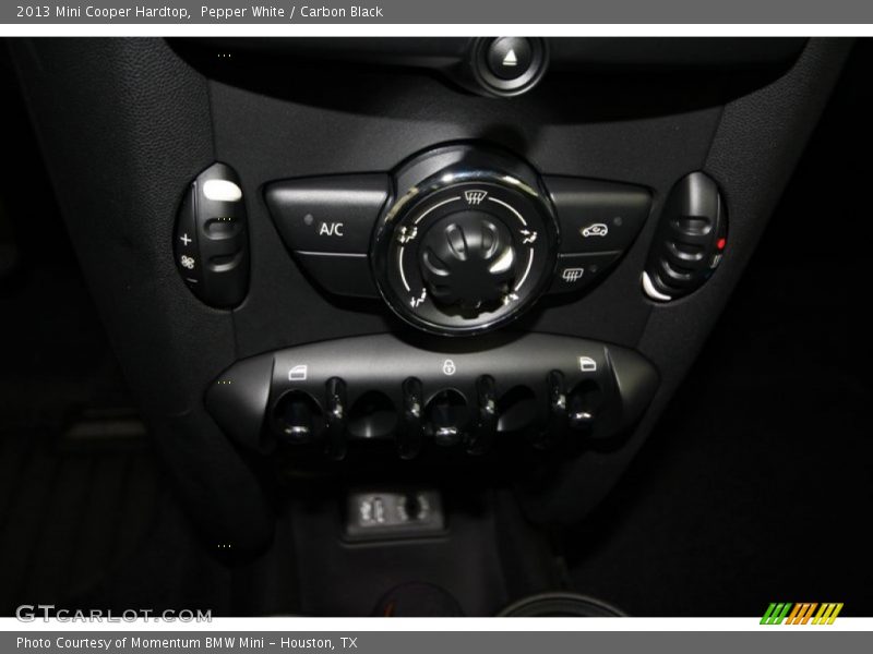Pepper White / Carbon Black 2013 Mini Cooper Hardtop