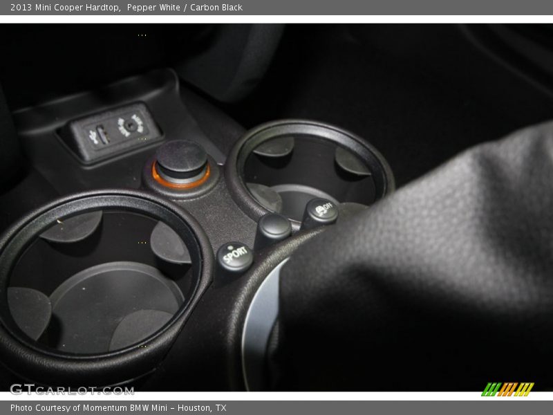 Pepper White / Carbon Black 2013 Mini Cooper Hardtop