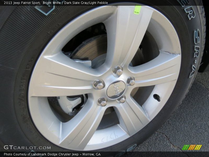 Bright White / Dark Slate Gray/Light Pebble 2013 Jeep Patriot Sport