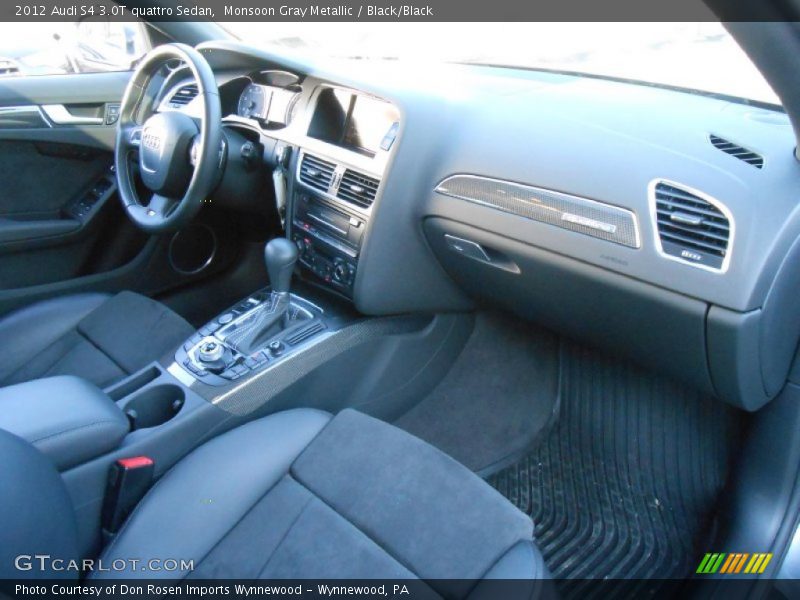 Dashboard of 2012 S4 3.0T quattro Sedan