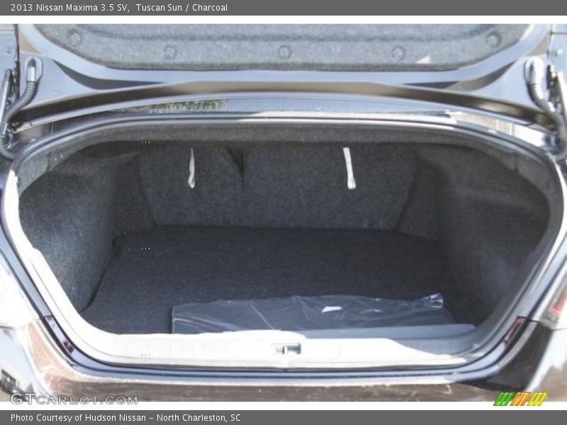 2013 Maxima 3.5 SV Trunk
