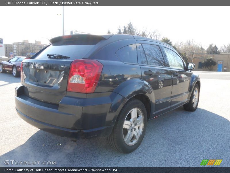 Black / Pastel Slate Gray/Red 2007 Dodge Caliber SXT