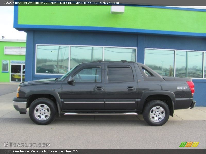 Dark Blue Metallic / Gray/Dark Charcoal 2005 Chevrolet Avalanche Z71 4x4