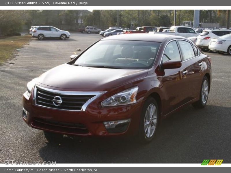 Cayenne Red / Beige 2013 Nissan Altima 2.5 SV