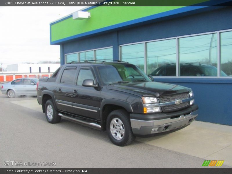 Dark Blue Metallic / Gray/Dark Charcoal 2005 Chevrolet Avalanche Z71 4x4