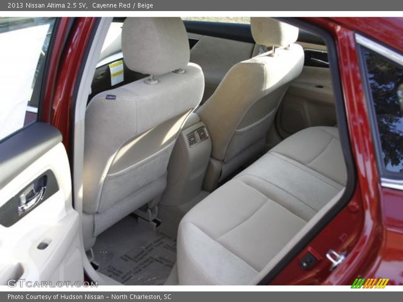 Cayenne Red / Beige 2013 Nissan Altima 2.5 SV