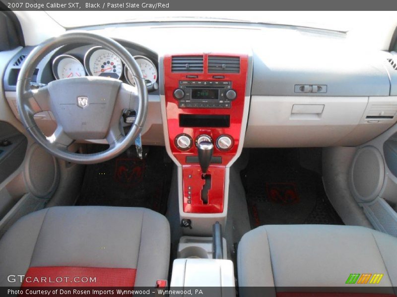 Dashboard of 2007 Caliber SXT