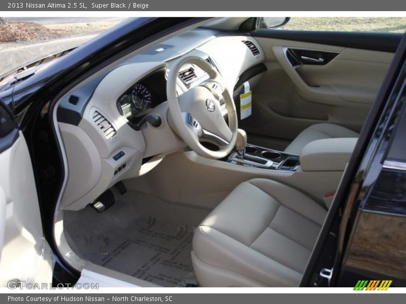 Super Black / Beige 2013 Nissan Altima 2.5 SL