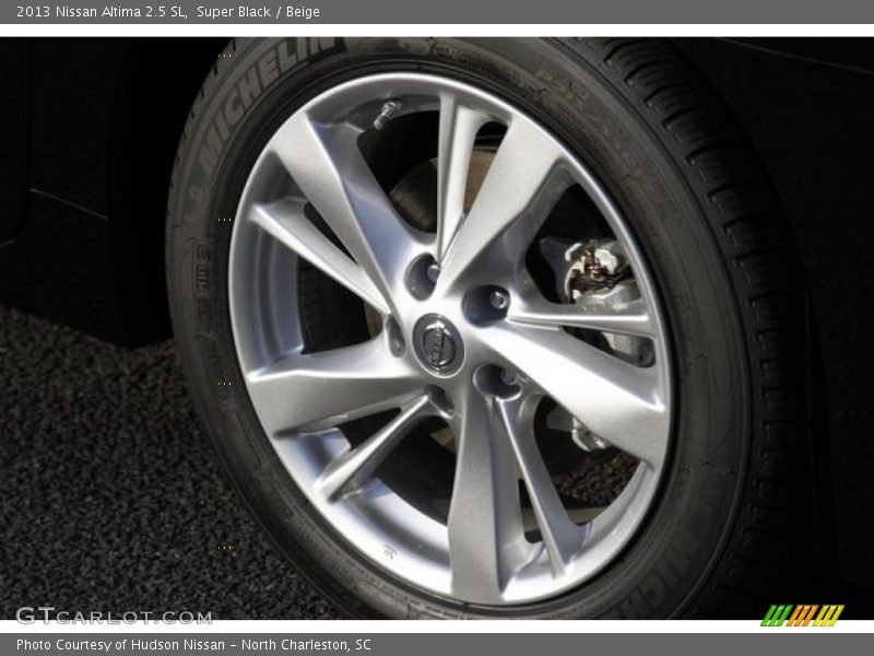 Super Black / Beige 2013 Nissan Altima 2.5 SL