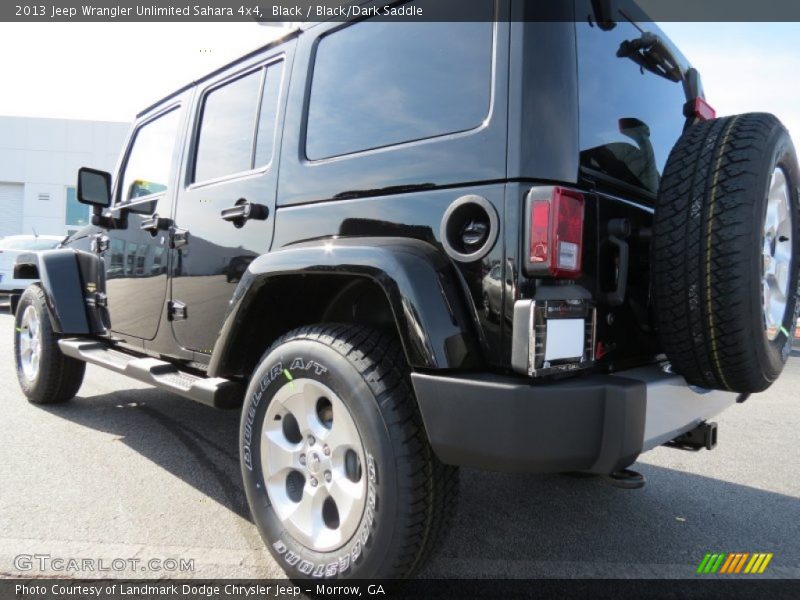 Black / Black/Dark Saddle 2013 Jeep Wrangler Unlimited Sahara 4x4