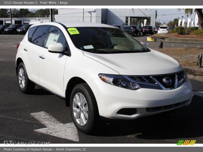 Pearl White / Beige 2013 Nissan Murano S