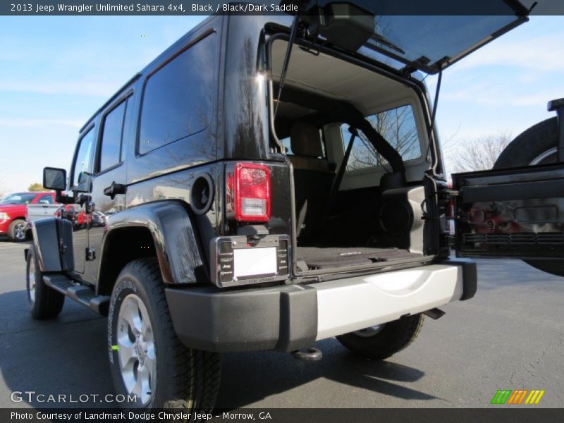 Black / Black/Dark Saddle 2013 Jeep Wrangler Unlimited Sahara 4x4