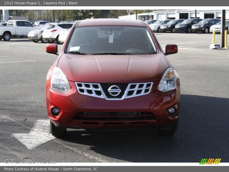 Cayenne Red / Black 2013 Nissan Rogue S