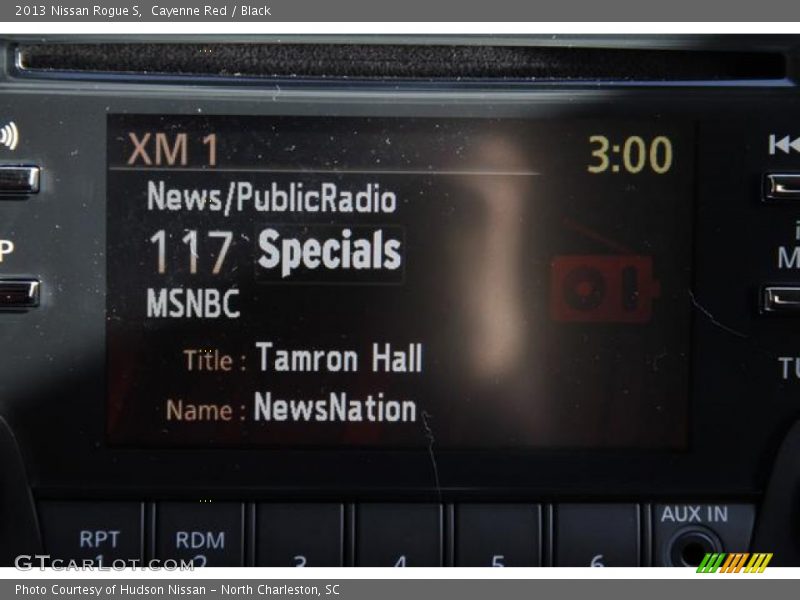 Cayenne Red / Black 2013 Nissan Rogue S
