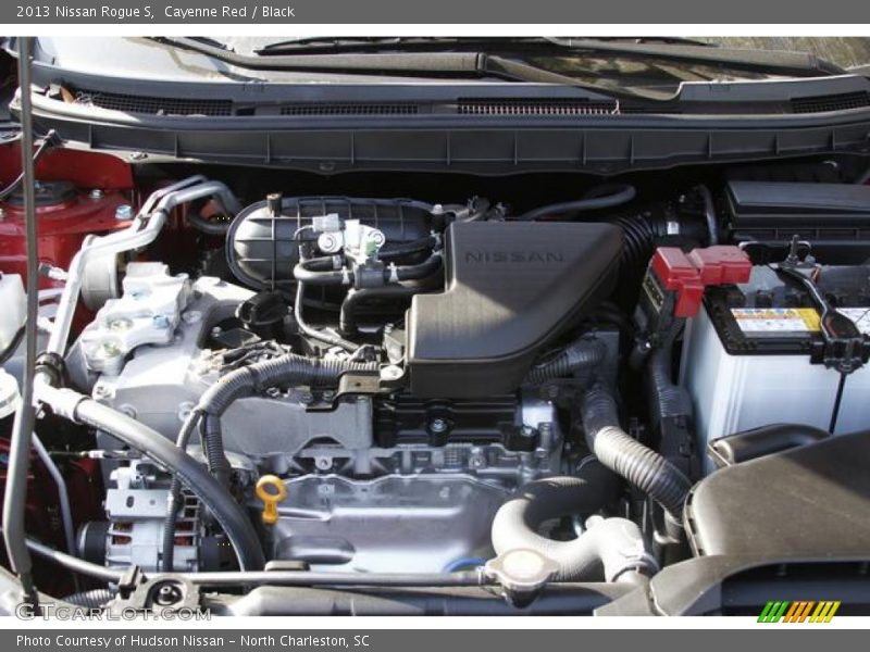 Cayenne Red / Black 2013 Nissan Rogue S
