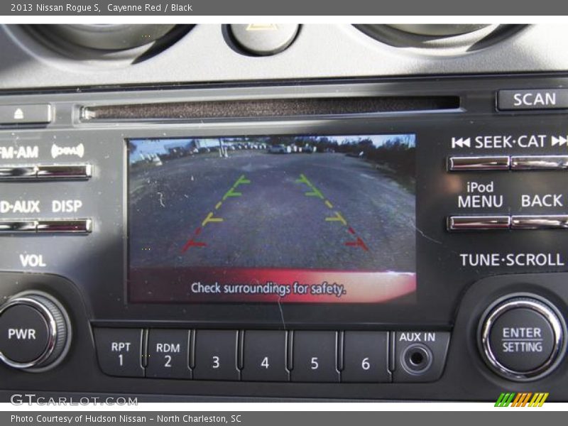 Cayenne Red / Black 2013 Nissan Rogue S