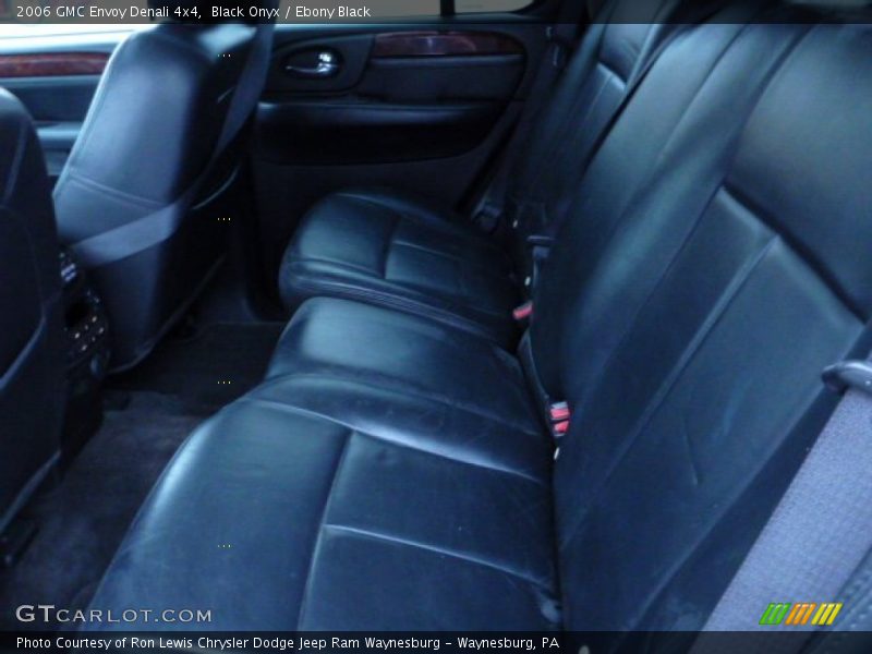 Black Onyx / Ebony Black 2006 GMC Envoy Denali 4x4