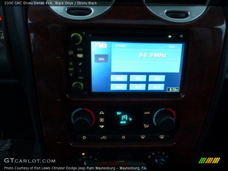 Black Onyx / Ebony Black 2006 GMC Envoy Denali 4x4