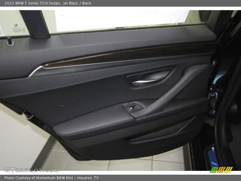Jet Black / Black 2013 BMW 5 Series 550i Sedan
