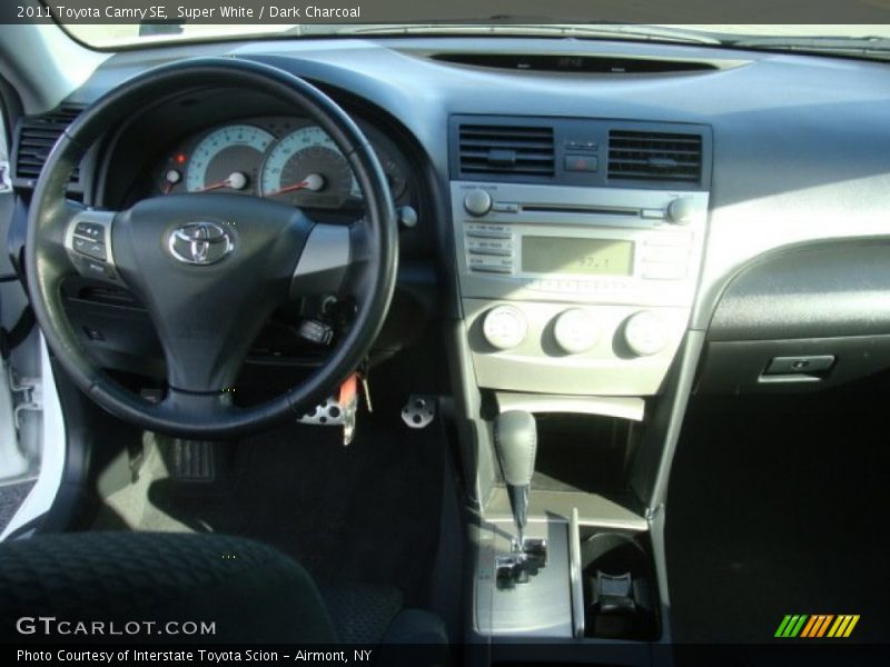 Super White / Dark Charcoal 2011 Toyota Camry SE