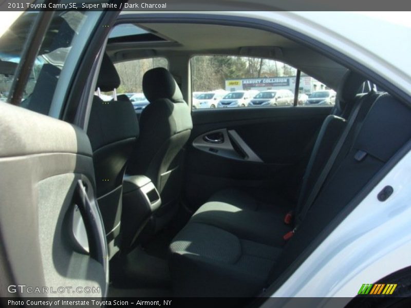 Super White / Dark Charcoal 2011 Toyota Camry SE