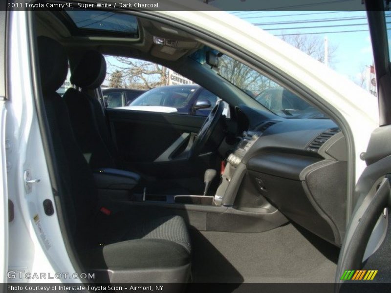 Super White / Dark Charcoal 2011 Toyota Camry SE