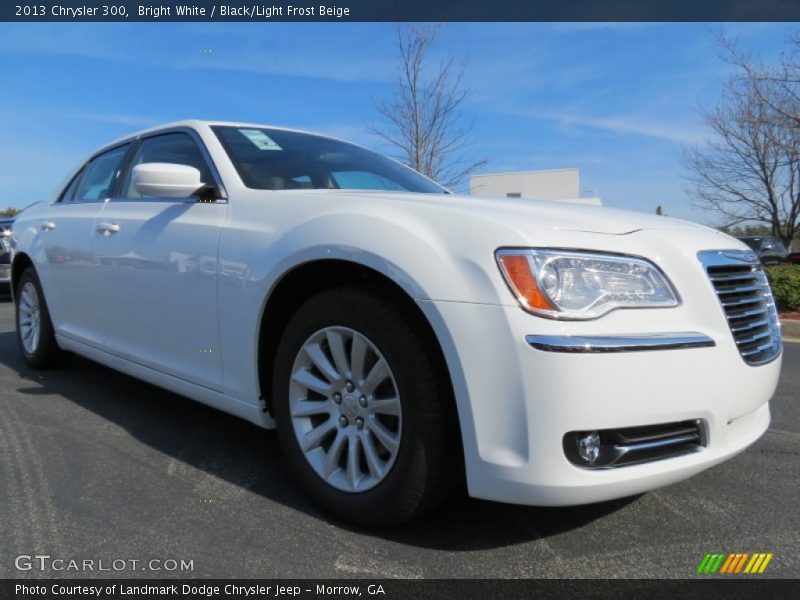 Bright White / Black/Light Frost Beige 2013 Chrysler 300