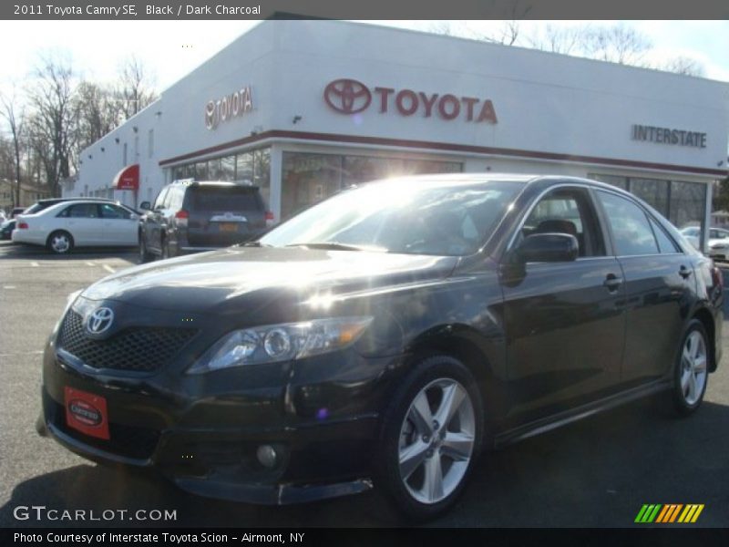 Black / Dark Charcoal 2011 Toyota Camry SE