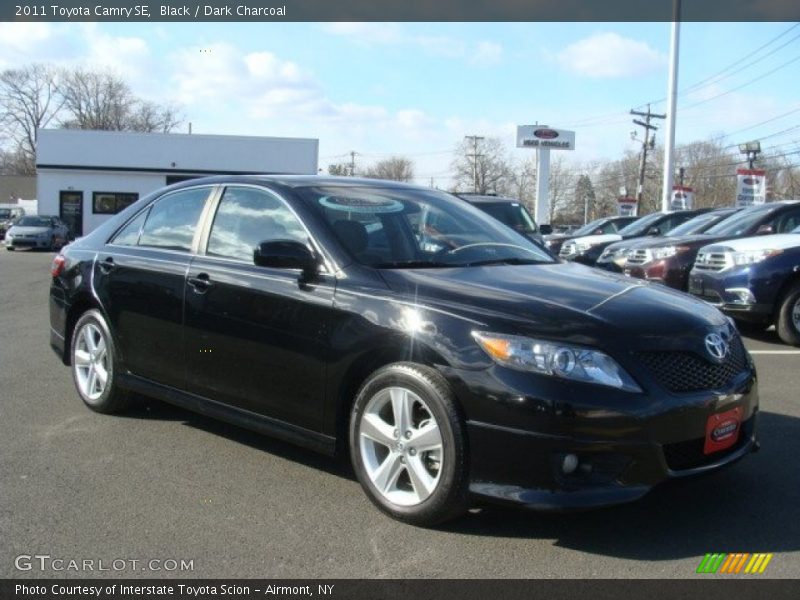 Black / Dark Charcoal 2011 Toyota Camry SE