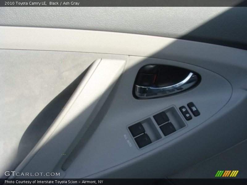 Black / Ash Gray 2010 Toyota Camry LE