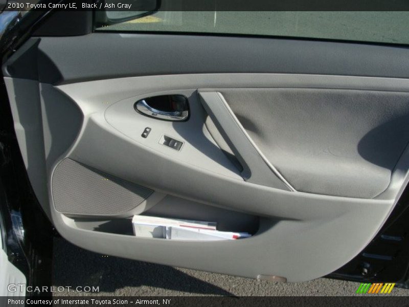 Black / Ash Gray 2010 Toyota Camry LE