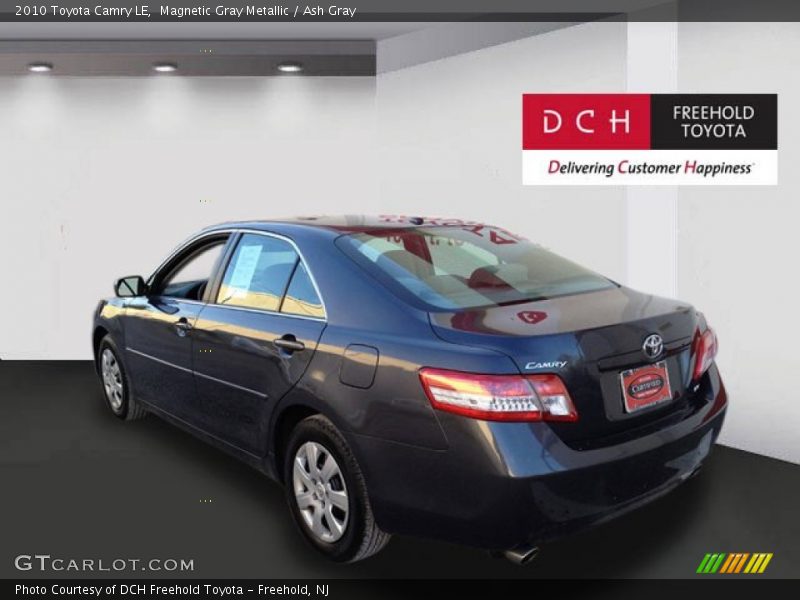 Magnetic Gray Metallic / Ash Gray 2010 Toyota Camry LE