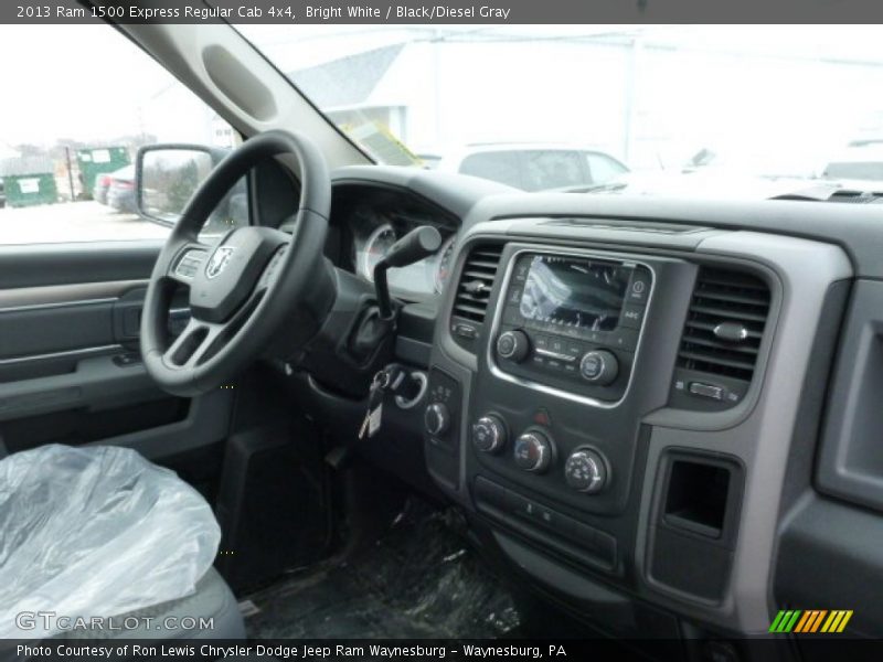 Bright White / Black/Diesel Gray 2013 Ram 1500 Express Regular Cab 4x4