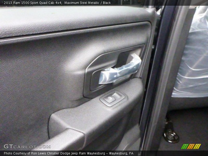 Maximum Steel Metallic / Black 2013 Ram 1500 Sport Quad Cab 4x4