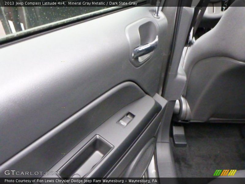 Mineral Gray Metallic / Dark Slate Gray 2013 Jeep Compass Latitude 4x4