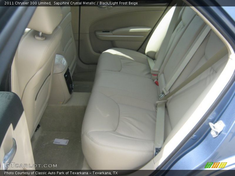 Sapphire Crystal Metallic / Black/Light Frost Beige 2011 Chrysler 300 Limited