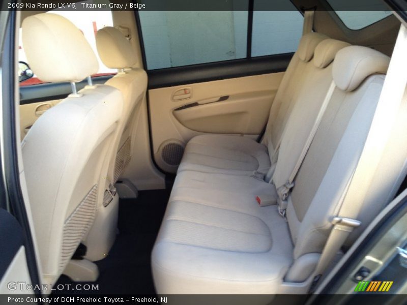 Titanium Gray / Beige 2009 Kia Rondo LX V6